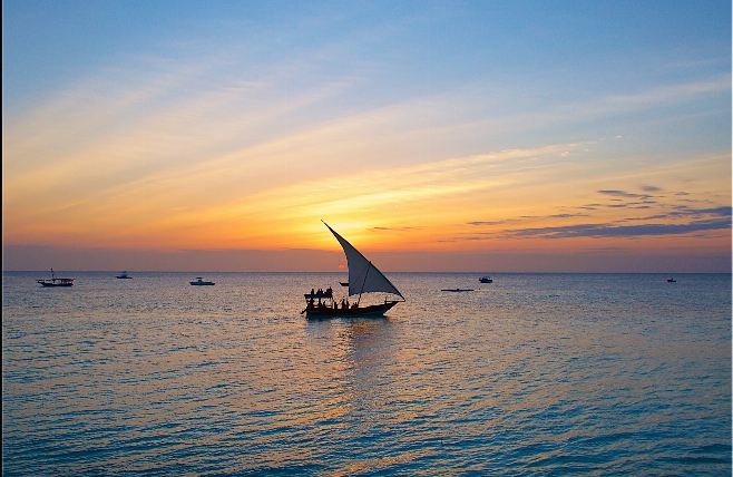 Zanzibar - Zonsondergang - Zeilboot