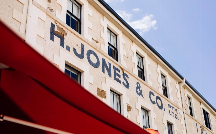 The Henry Jones Art Hotel - voorkant