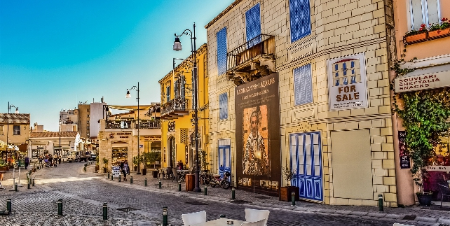 Lympia - Larnaca stad